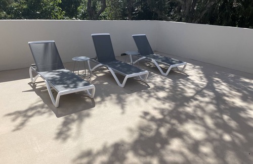 North Naples Condo | Just minutes from the beach and restaurants