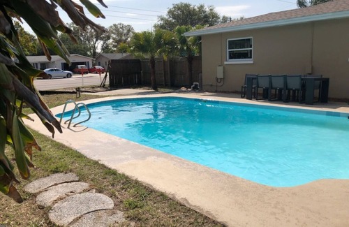 Clearwater House | Just minutes from TripAdvisor #1 beach in the US 2018