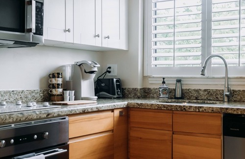 Bella Vista Condo | Just renovated! Best condo in Jupiter, Walk to the beach!