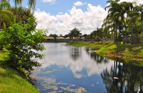 Bella Vista Condo | Just renovated! Best condo in Jupiter, Walk to the beach!