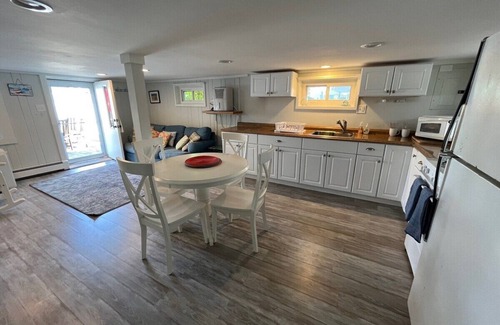 Eastward Look House | Just steps away from one of Narragansett's favorite family beaches!
