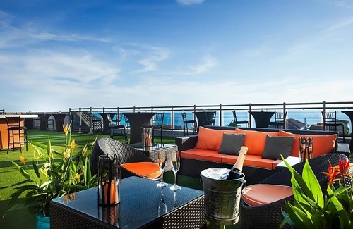 St. Pete Beach Hotel | Just What You Were Looking For! Balcony, Pool, Pets Allowed, Near St. Pete Beach