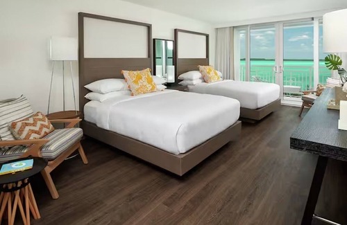 Rock Harbor Hotel | Just What You Were Looking For! 3 Relaxing Units, Pet-friendly, 2 Outdoor Pools!