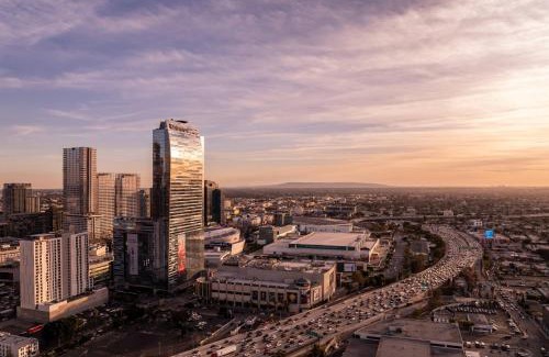 Downtown Los Angeles Hotel | JW Marriott Los Angeles L.A. LIVE