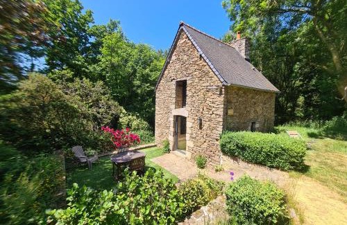 Saint-Samson-sur-Rance House | Kêr Neizh Breizh - Gîtes de Charme - Le Petit Châtelier