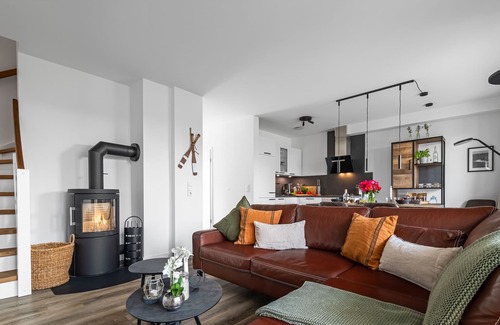 Busum House | Küstenbude in Nordseenähe mit Sauna, Terrasse, Parkplatz & Wlan
