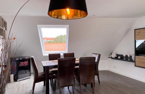 Doese Apartment | Küstentraum Cuxhaven, FeWo schön & modern, Strand -Grimmershörnbucht