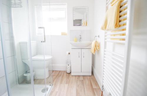 Lowestoft Apartment | K Suites - Lake View Apartments