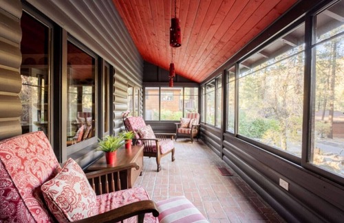 Wrightwood Apartment | K-WC · Hot Tub, AC, Game Rooms, WW Chalet