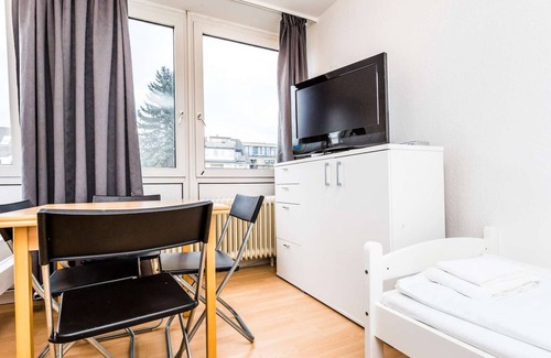 Hoehenberg Apartment | K42 studio apartment in Cologne Höhenberg with good connections to local transport