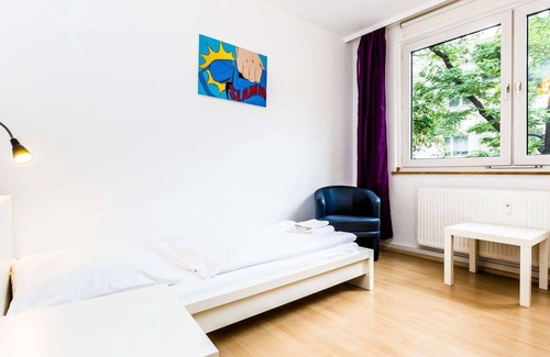 Hoehenberg Apartment | K66 nice apartment for 5 people in Cologne Höhenberg, only 5km from the Cologne trade fair