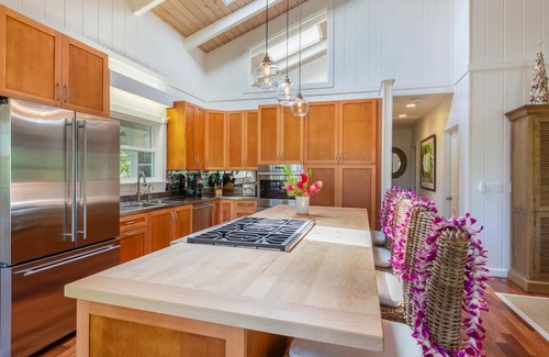 Hanalei House | Ka Makana on Weke Rd in Hanalei, A/C & Short walk to Hanalei Bay TVNC #1333