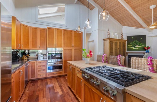 Hanalei House | Ka Makana on Weke Rd in Hanalei, A/C & Short walk to Hanalei Bay TVNC #1333