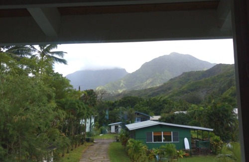Hanalei House | Ka Nani, steps from the sand! The center of Hanalei Bay. Best $ on the bay.