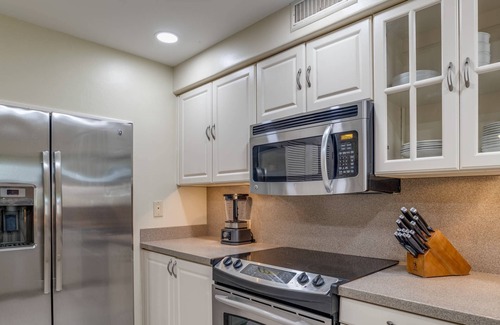 Kaanapali Condo | Kaanapali Royal G-301 - Perfect Getaway Location - Free Fun! - Spacious and Updated