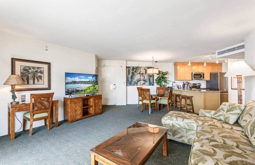Honokowai Apartment | Kaanapali Shores 405