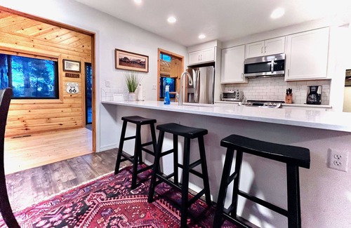 Kachina Village Cabin | Kachina Tall Pine Cabin w/Decks and Amazing Viewsn