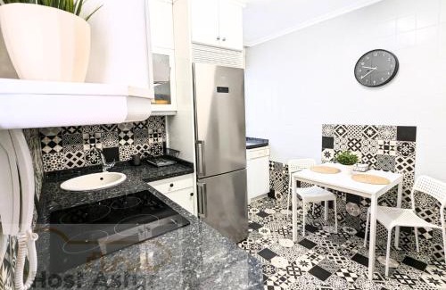 Oviedo City Centre Apartment | KADORI, centro Oviedo ruta de vinos y estacion de tren y autobus