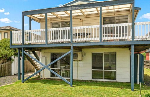 Surf Beach House | Kahakai