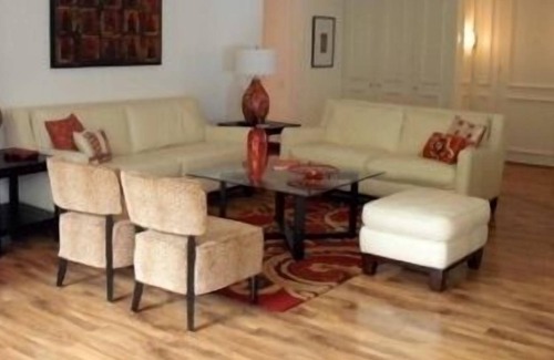 Waialae Iki Condo | Kahala Beach Ocean Front & Pool View