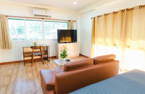 Phuket Apartment | Kai Mook House