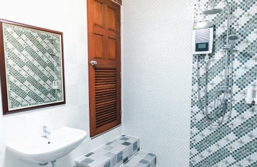 Phuket Apartment | Kai Mook House