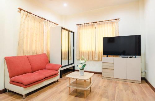 Phuket Apartment | Kai Mook House