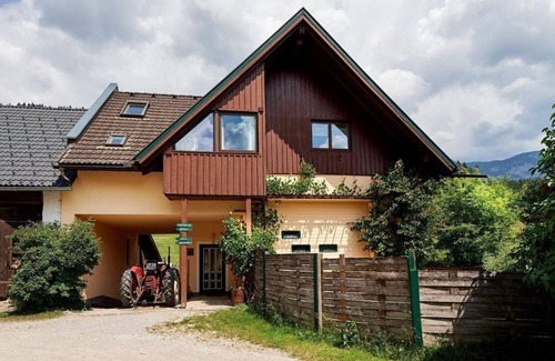 Weissenbach Apartment | Kaibling - App. with 2 bedrooms; shower, WC - Abenteuerhof Schiefer