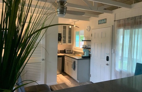 Kalama Tract Cottage | Kailua Beach Cottage with A/C