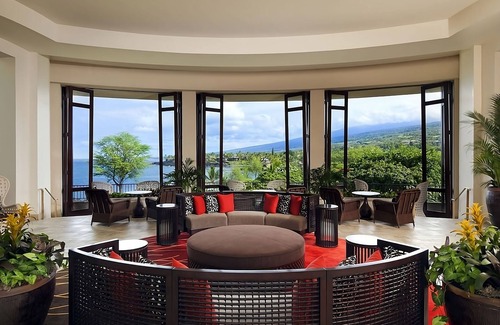 Keauhou Hotel | Kailua-Kona Getaway! 2 Sleek Units, 2 Pools, Oceanfront, Onsite Restaurant/Bar!