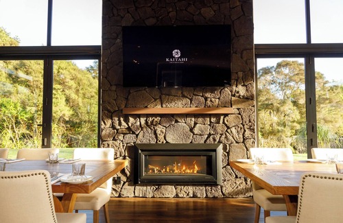 Aokautere Bed & Breakfast | Kaitahi - Luxury Lodge & Chef's Table