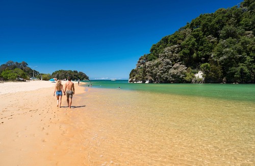 Ngaio Bay Ski Chalet | Kaiteriteri Beach Chalet - Abel Tasman on the doorstep
