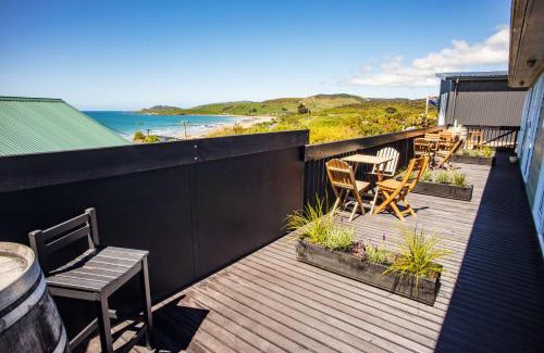 Kaka Point Hotel | Kaka Point Motels