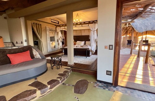 Namibia Cabin | Kalahari Red Dunes Lodge l Ondili
