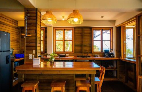 Aguamansa House | Kalaloo Point