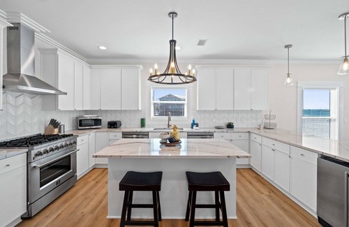 Mexico Beach House | Kaleidoscope: 6 BR in MB- Beachfront, Pri. Pool, Sleeps 24, Pet Friendly!