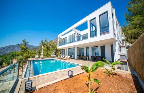 Uzumlu Villa | kalkan üzümlü bölgesinde 10 kişilik lüx villa