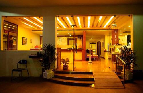 Irinjalakuda Hotel | Kallada hotels