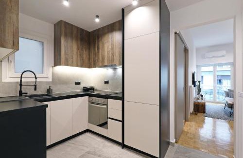 Pangrati Apartment | Kallimarmaro Gem - Greecing