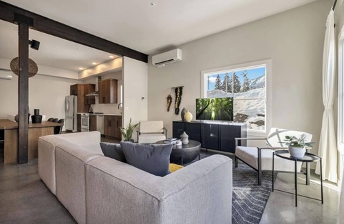 Leavenworth House | Kallio at Hara Homes Luxury Stay