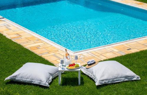 Thymari Villa | Kamariyo Athens Riviera by A&D Properties