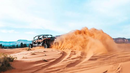 Kanab House | Kanab Family Home with Red Rock Views & Private Backyard