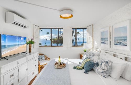 Maalaea House | Kanai A Nalu 211 · KAN 211 Remodeled OceanFront 2BD for Whale Wa