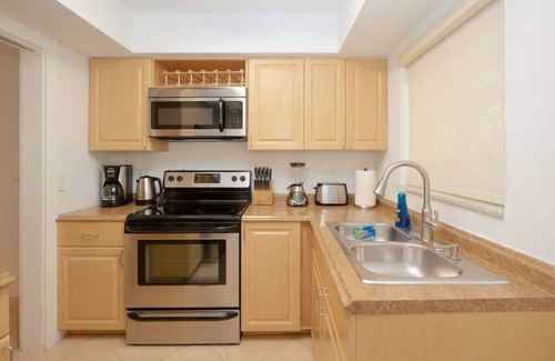 Pompano Beach Condo | KANDA ZEN Apt 1 - pool & walk to the beach!