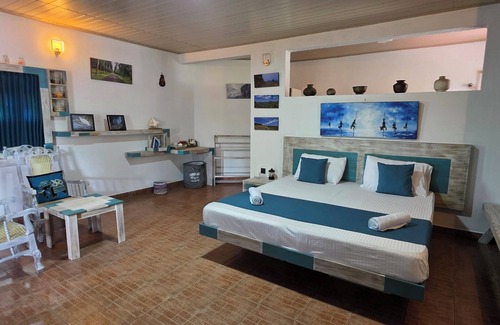 Katugastota Hotel | Kandy Comforts