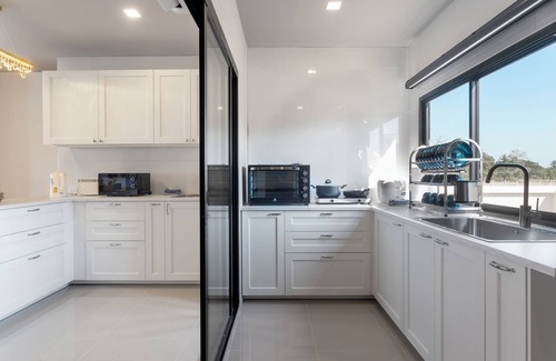 San Phranet Villa | Kanna French Pool Villa