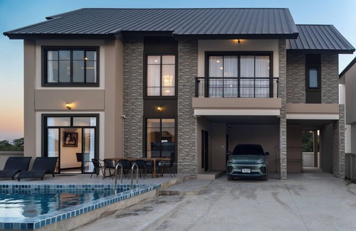 San Phranet Villa | Kanna French Pool Villa