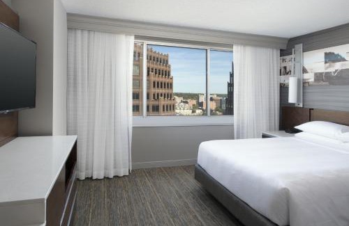 Southmoreland Hotel | Kansas City Marriott Country Club Plaza