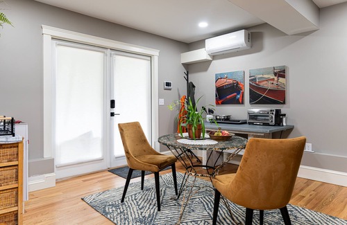 Historic Montford Apartment | Kanuga Suite Live Like a Local in Downtown Asheville
