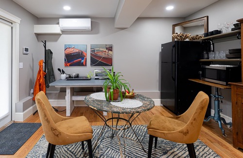 Historic Montford Apartment | Kanuga Suite Live Like a Local in Downtown Asheville